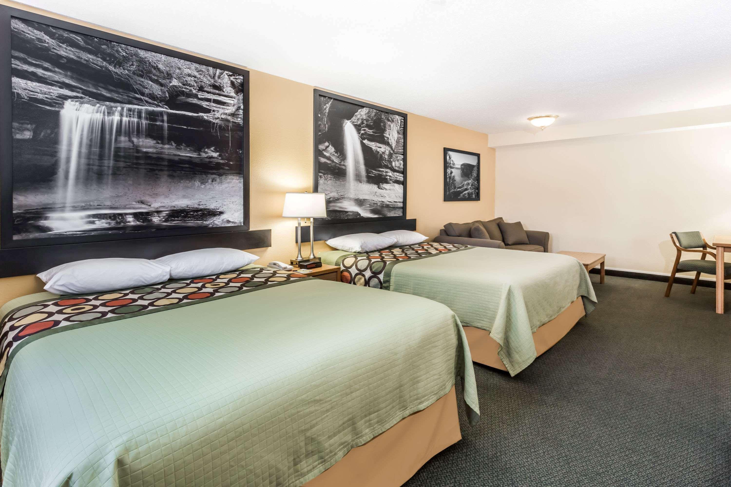 Hotel Super 8 By Wyndham Ottawa Starved Rock Zewnętrze zdjęcie