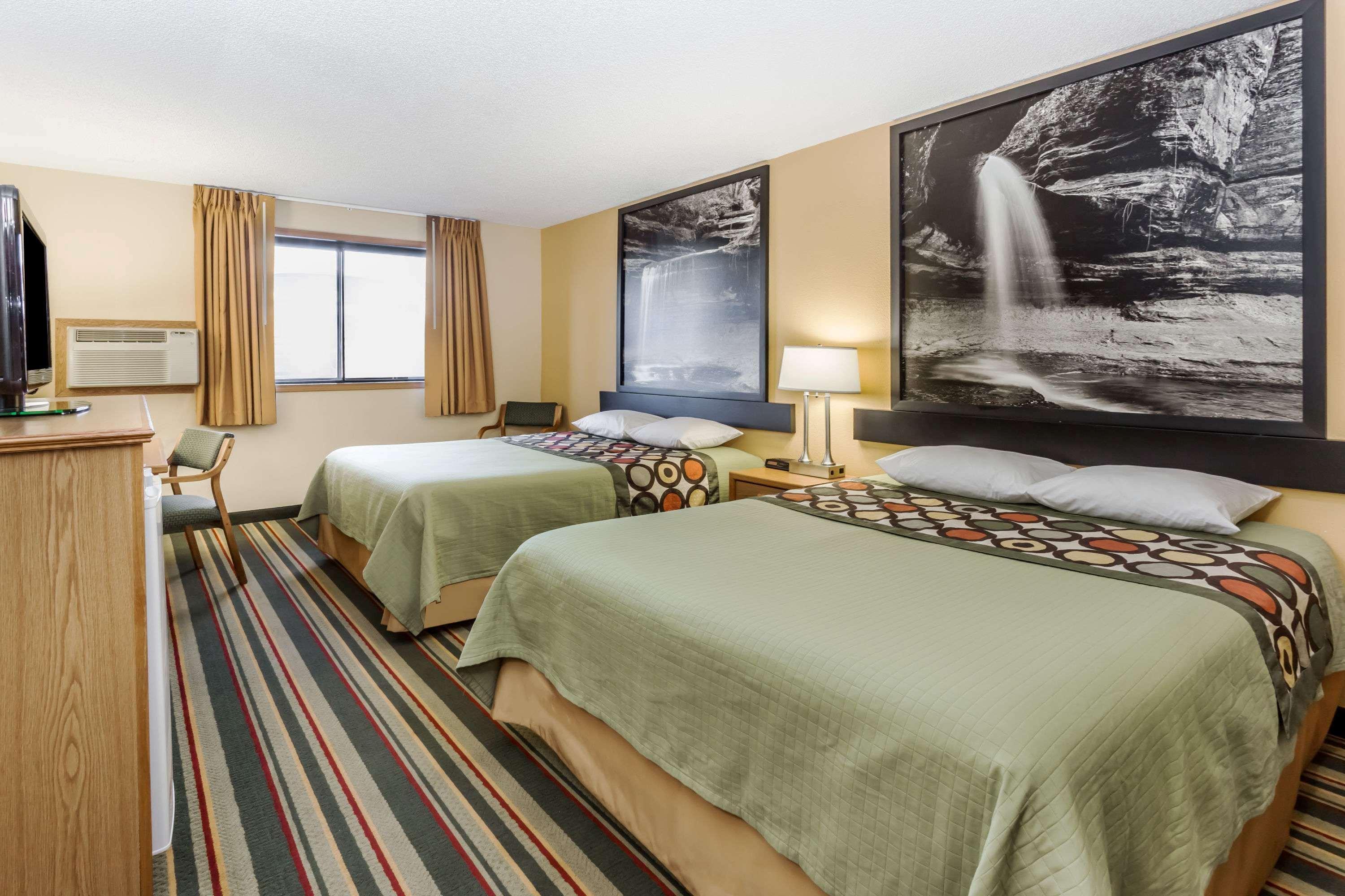 Hotel Super 8 By Wyndham Ottawa Starved Rock Zewnętrze zdjęcie