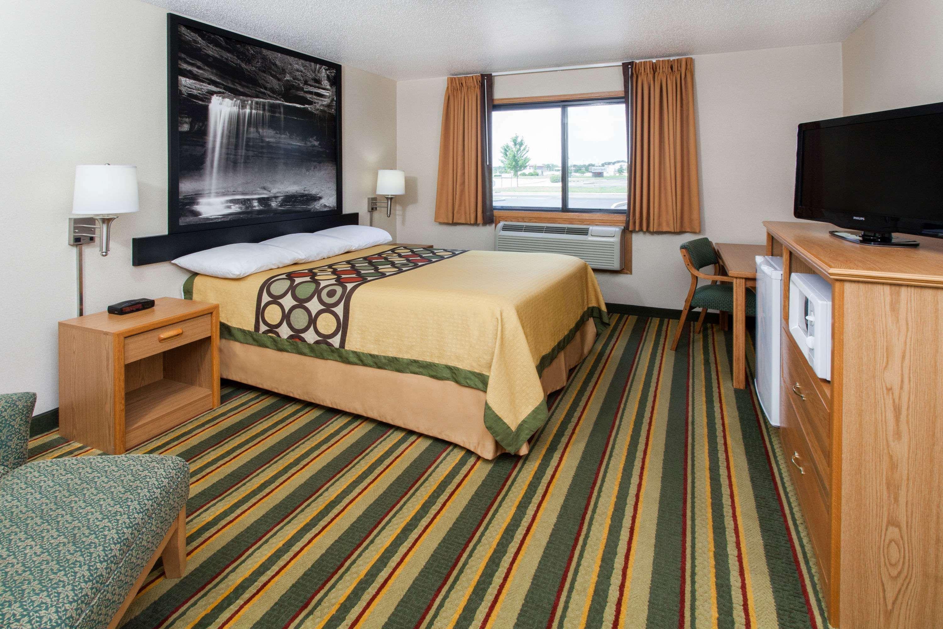 Hotel Super 8 By Wyndham Ottawa Starved Rock Zewnętrze zdjęcie